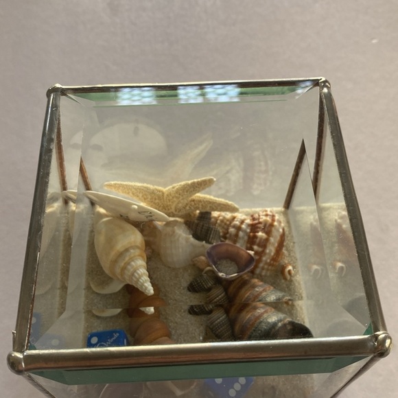 Beach Sealed Glass with Beveled Edges Cube Decor Size 4” x 4” x 4” - Picture 3 of 5